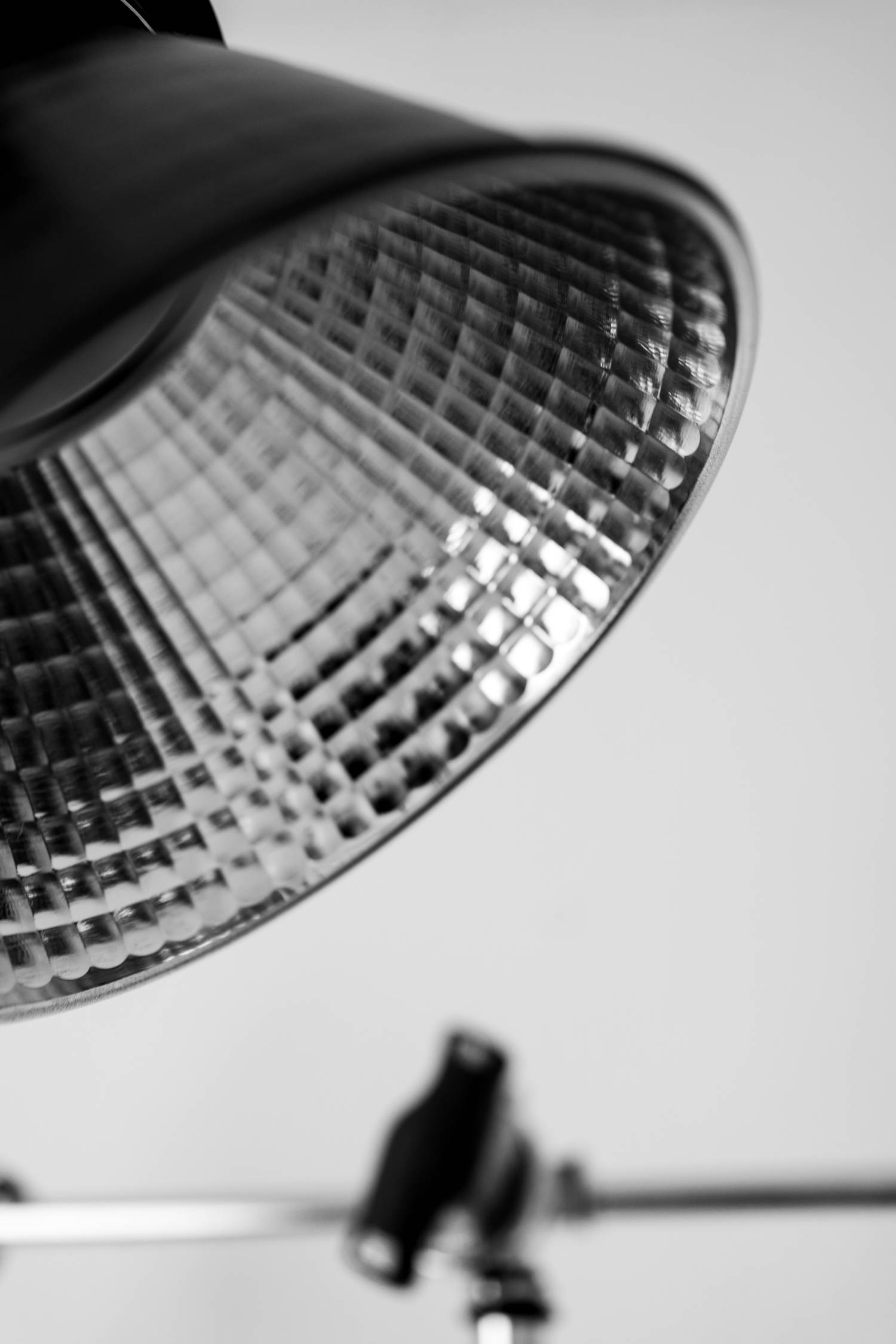 LED-Scheinwerfer interimblau-design Werbeagentur und Designagentur