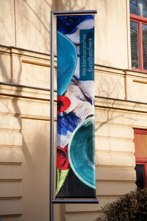 Fahne zur Kunsthandwerksausstellung in Schwerin 2013